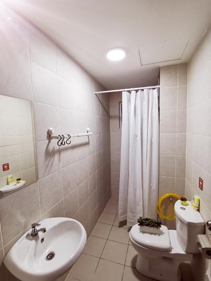 Kepong Homestay Selayang Batu Caves By Warm Home Kuala Lumpur Esterno foto