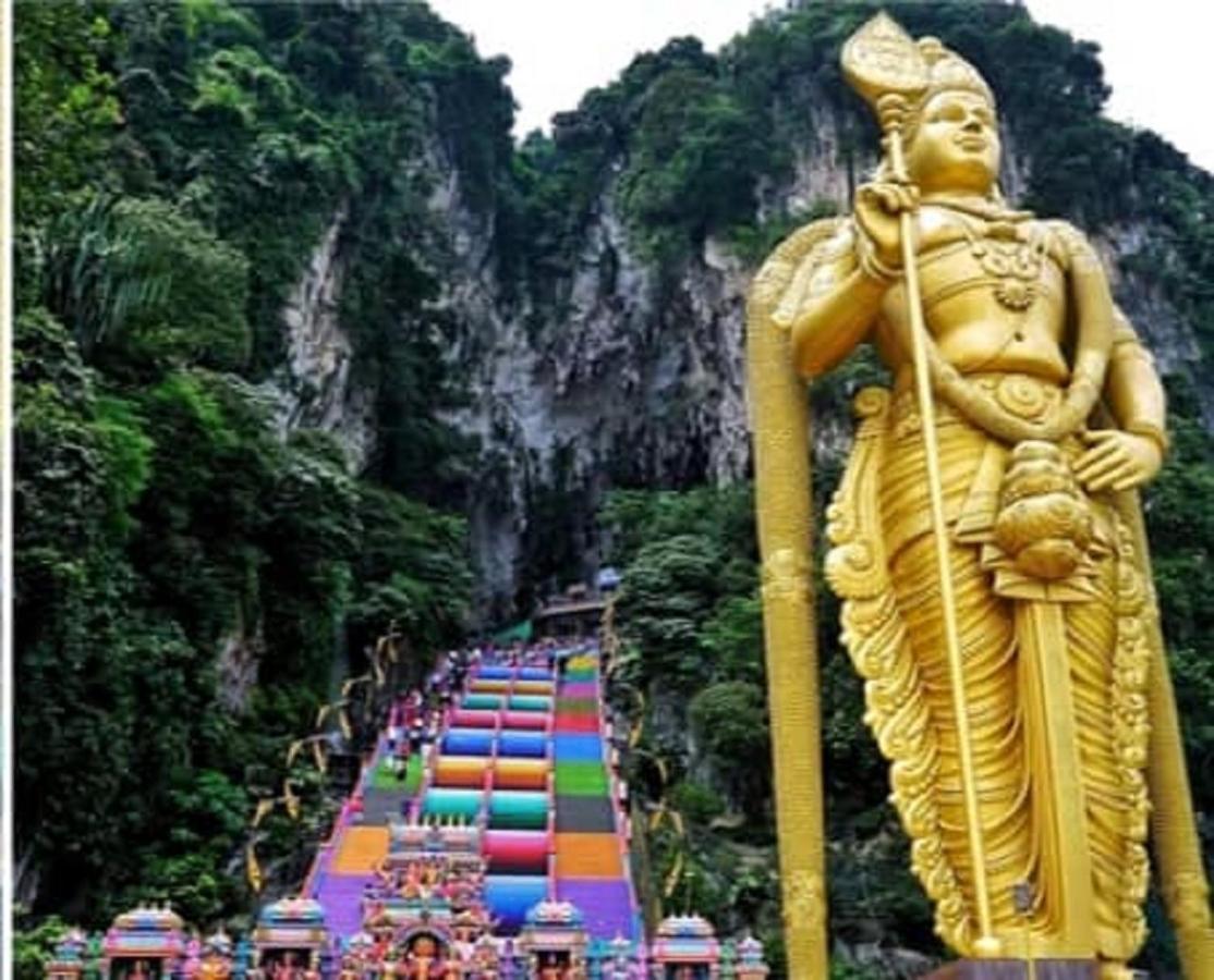 Kepong Homestay Selayang Batu Caves By Warm Home Kuala Lumpur Esterno foto